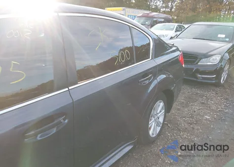 2010 Subaru Legacy 2.5I Premium z USA, uszkodzony, nr VIN 4S3BMBB63A3210232